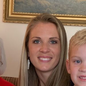 Meet your Posher, Kristin